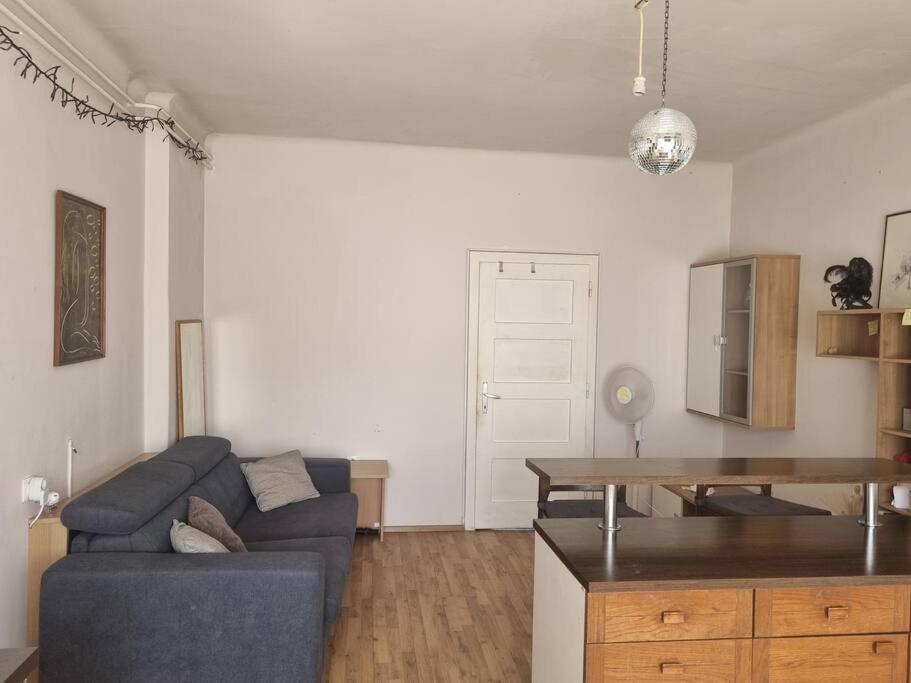 Cosy 2 Room Apartment With Nice Vibe, For Up To 4 Liubliana Exterior foto